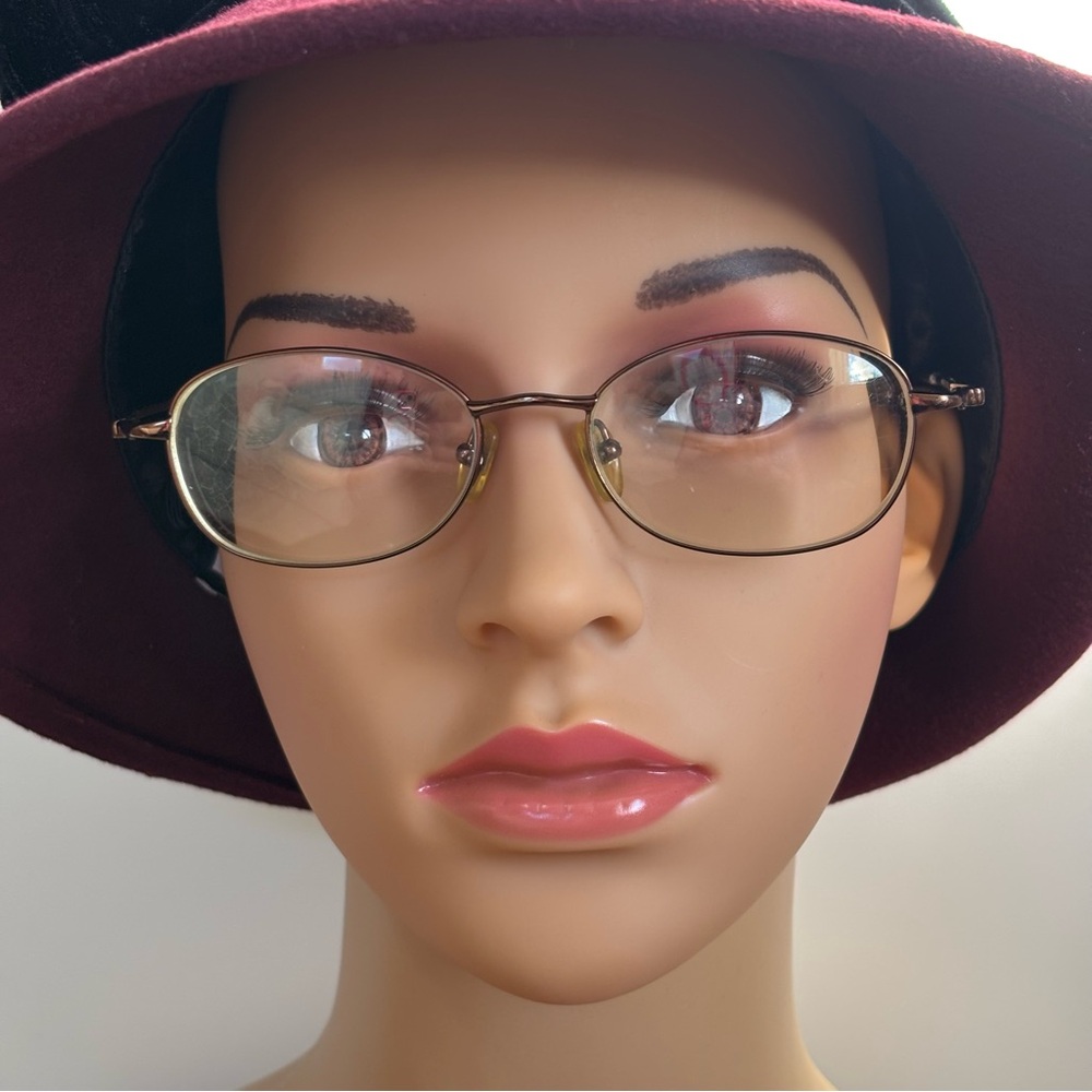 VGUC Nine West elegant classic Frame Glasses with a case coper metal color